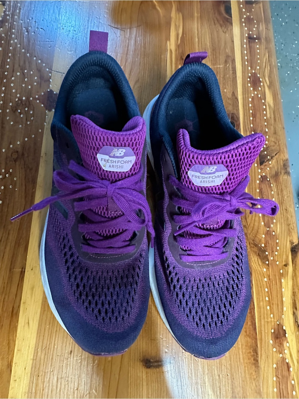 New Balance Women's Fresh Foam Arishi Purple Athletic Sneakers